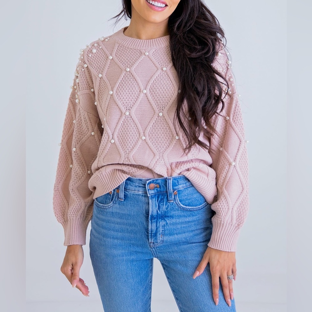 NWOT Karlie Blush Pink Pearl Sweater Size Large